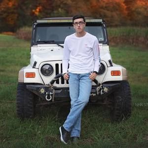 Meet your Posher, Chase